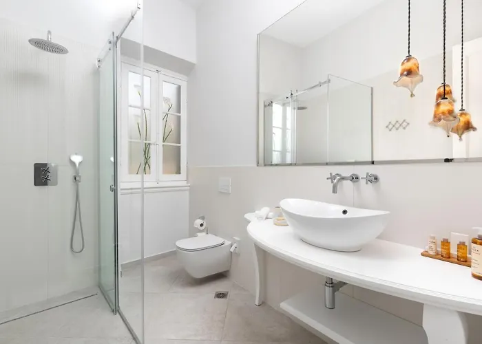 Acanthus Blue 3*