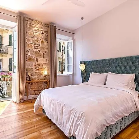 Acanthus Blue