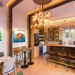Acanthus Blue Hotel