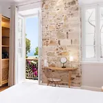 Acanthus Blue Hotel 3*
