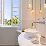 Acanthus Blue Hotel 3*