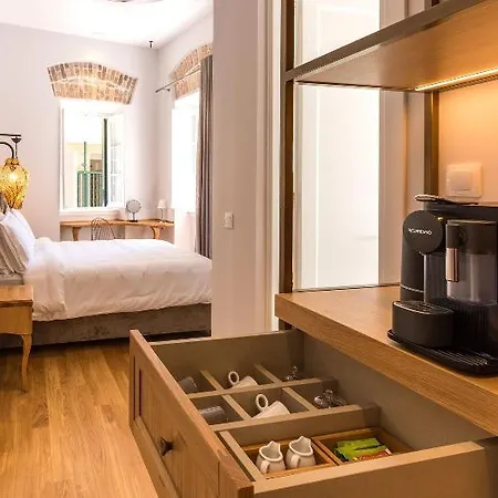 Acanthus Blue Hotel 3*