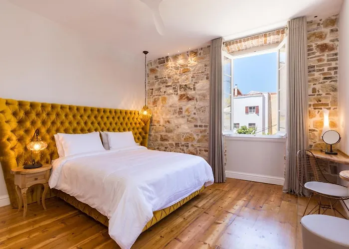 Acanthus Blue Szálloda 3*