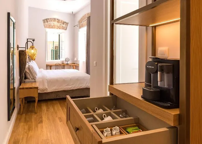 Acanthus Blue Szálloda 3*